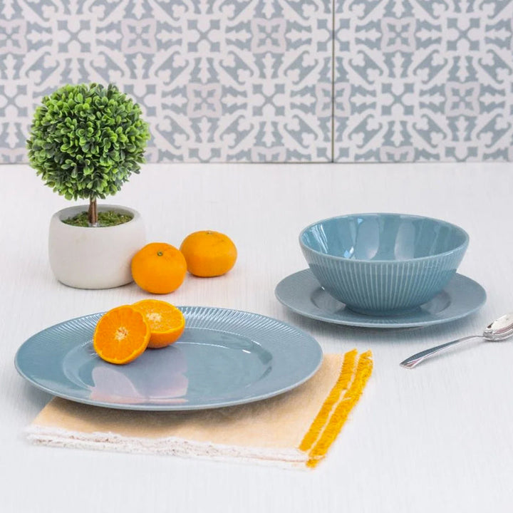 Plato Ensalada Linear 21 cms Azul Pastel